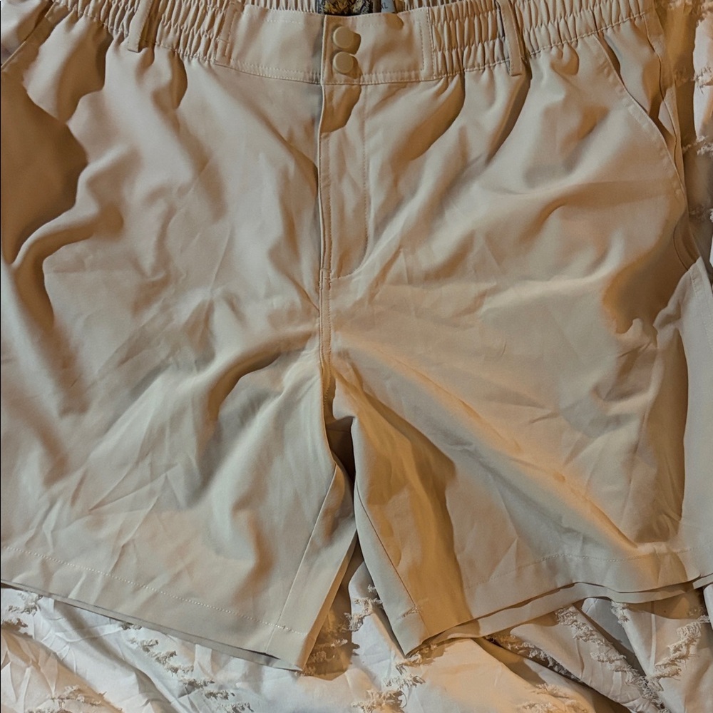 BURLEBO Men's Light Tan Flat Front Shorts